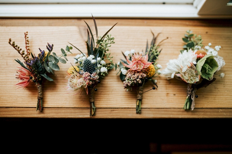 Décoration de mariage : fleurs sur table | WeChain